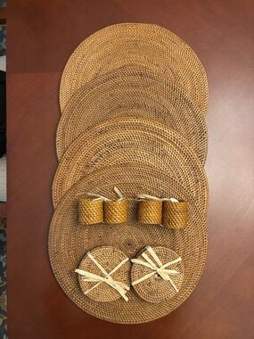 Woven Rattan Round Placemats with Napkin Rings and Coasters - Natural Brown